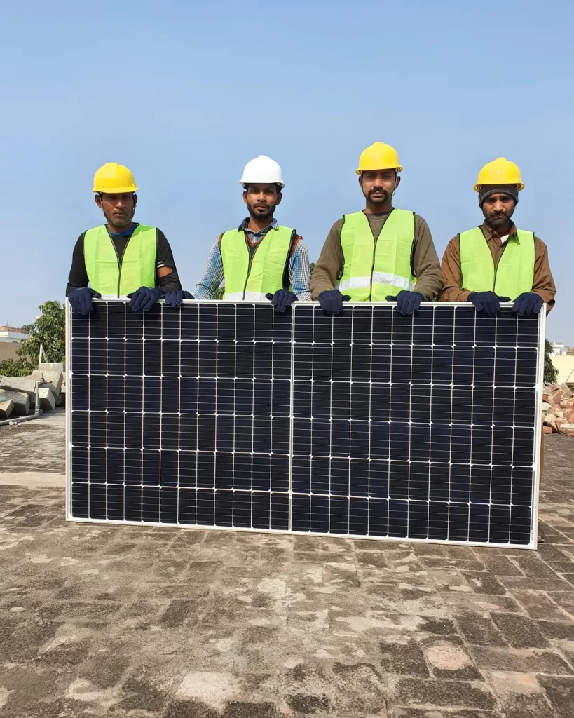 solar engineer in shaktisolar