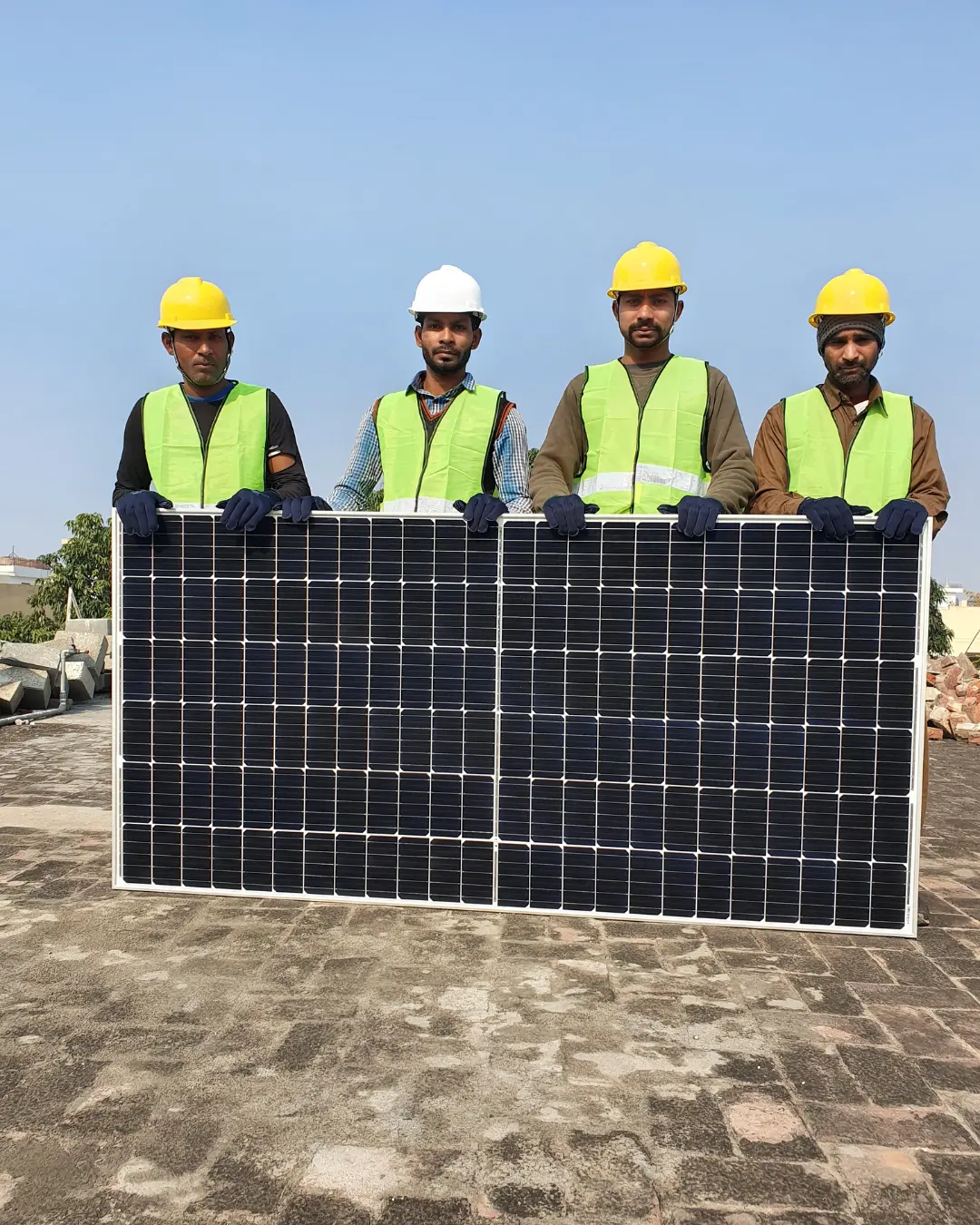 solar engineer in shaktisolar